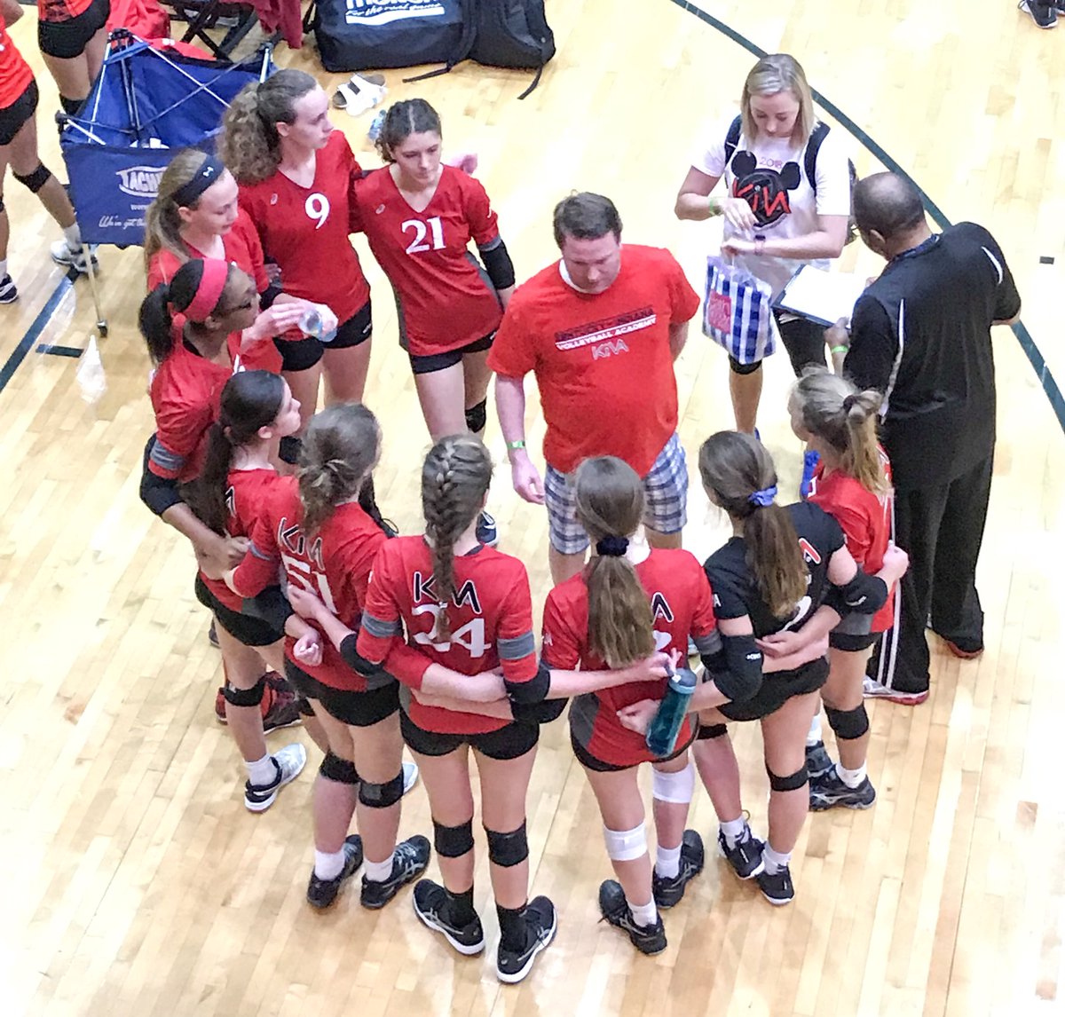 ElizabethGerry's tweet image. #KIVA13RED #KIVAPROUD   Starting Day two 1-0.