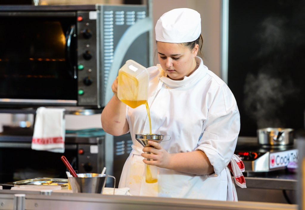 ChefAllsworth's tweet photo. Well done @Edenallsworth sounds like a great day @worldskillsuk #SquadUK @Eoghainsy #alwayspushing #YNCOTY #YRTOTY @SkillsforChefs @RestaurantYoung 
https://t.co/K2e6kDWIoy https://t.co/jgcz6lMFLk