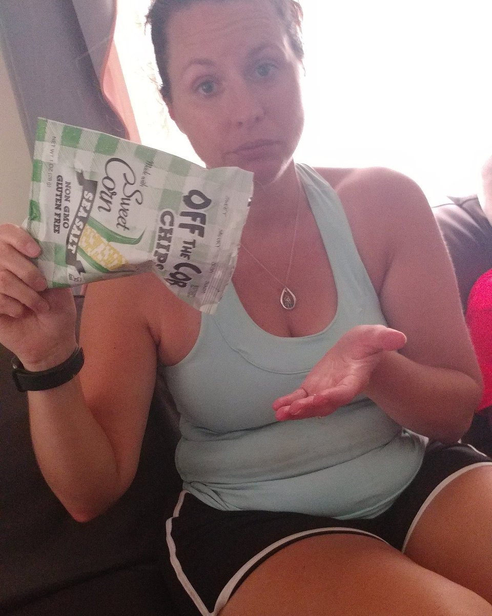 beej789's tweet photo. My chips are all gone!!
@OffTheCobSnacks #offthecob https://t.co/baZxA2r8Vj