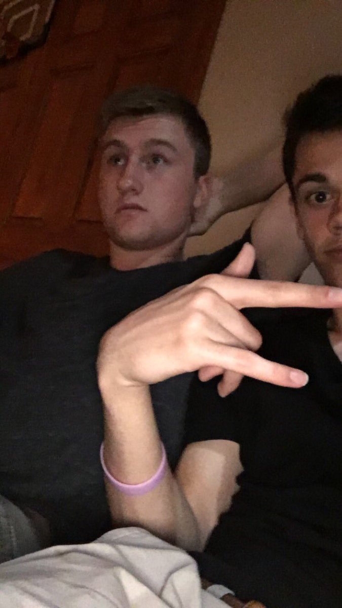 bentompson13's tweet photo. Happy birthday brother ! Have fun at ISU&amp; can’t believe we’re done hoopin!!🏀 @BenFisher328 https://t.co/uBDF6M0T7C