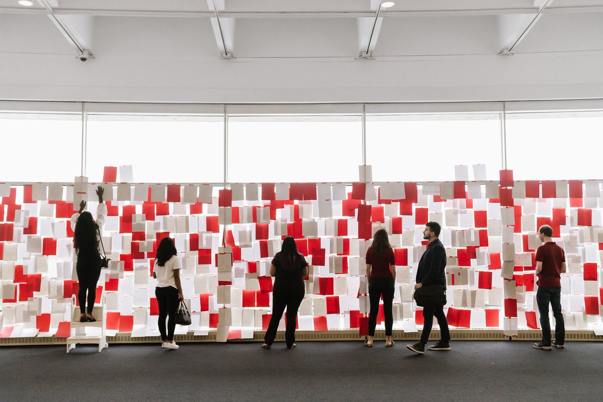 ToFutureWomen's tweet photo. Images from the four-day intervention of #ToFutureWomen at the @hirshhorn. These 1,183 letters answer the question: what do YOU want to say to the next generation of women? 💌 https://t.co/I3WA9dV3sM