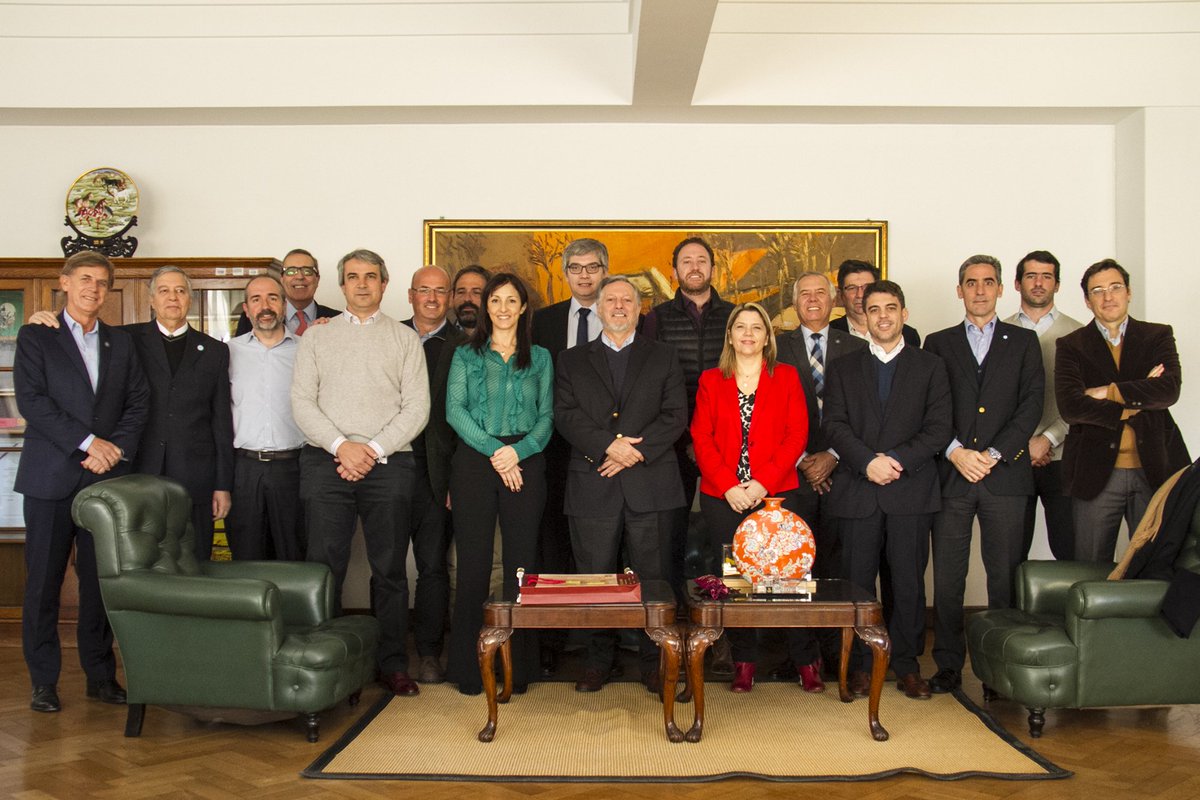 Última reunión y despedida del Ministro Juan José Aranguren con su gabinete de trabajo. Desde esta cuenta le agradecemos su vocación de servicio por el país.