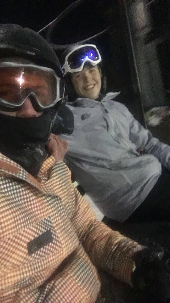 colesimpson0's tweet photo. Happy birthday to a real homie. The big 18!❤️❤️🤙🏼 #rideordiebro #shredthegnar #mcgoonin #yabud https://t.co/iDkFmWeQDR