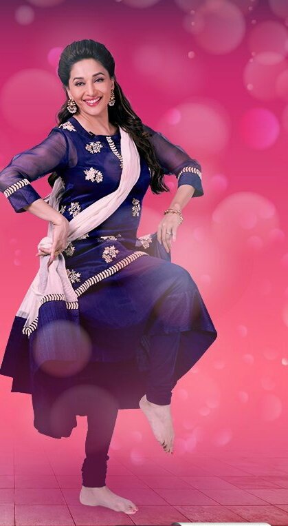 PrAtEEkAcHarYa1's tweet photo. #InfinityDancer only madhuri dixit https://t.co/LgvfGQb1WQ
