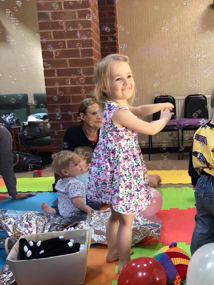 MooDronfield's tweet photo. We had a fantastic time with our New Whittington MOOvers! Some lovely new faces and our gorgeous regular MOOvers enjoyed our ‘Funfair at the seaside’ theme #Moosicalfun #singdanceplay #sensoryplay #imagination #makingmemories https://t.co/Ka1YH8YAFP