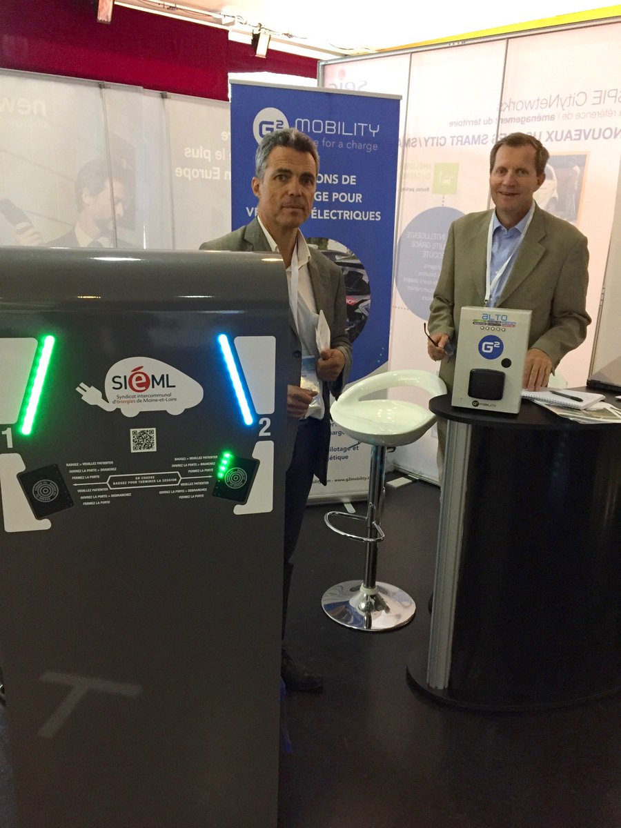 Nous étions aujourd'hui et serons demain au salon #ElectricRoad Pays de la #Loire à la Cité des Congrès à #Nantes (stand A14). Nous serions ravis d'échanger sur l'#écomobilité et les solutions de #recharge pour #véhicules #électriques, sur notre stand A14 !