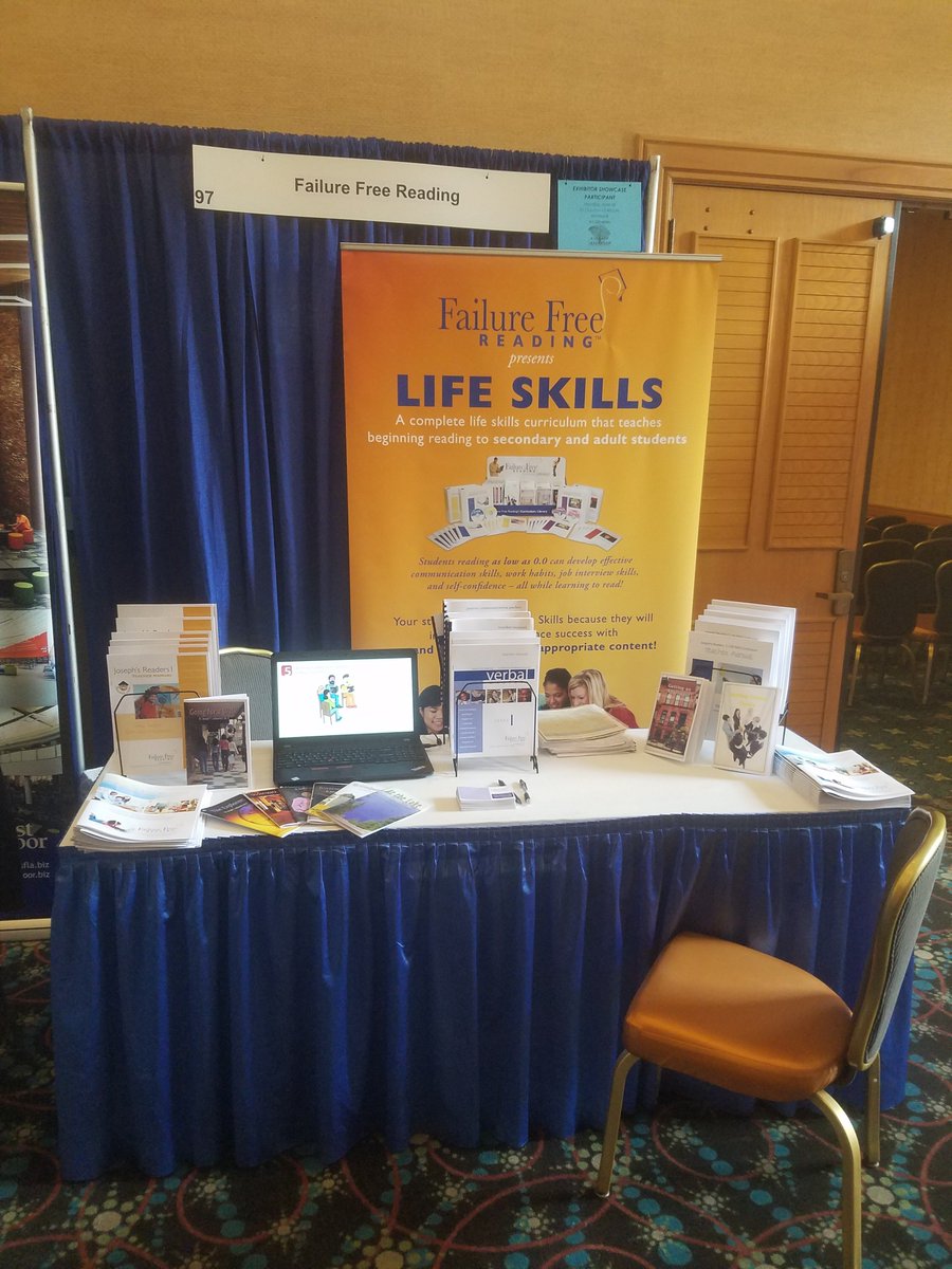 FailureFreeRead's tweet image. #SouthCarolinaEducators  Are you at #scasa #scasa2018 #scasai3? Stop by the #FailureFreeReading booth and find out what we can do to reach your #mostinneedstudents! Students who are reading in the bottom 0-15%? #FFR is here to help from the first lesson! #teachingreading
