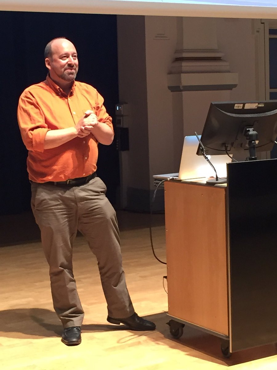 PriestleyCentre's tweet photo. .@ClimateOfGavin gives keynote address at @PriestleyCentre Piers Sellers PhD Prize 2018 #ClimateLeeds https://t.co/eVSugxRZIU