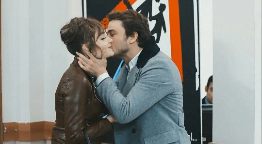 ladyhandee's tweet photo. alsel
GeceyiAydınlatan AlSel https://t.co/pgUrbemnvR
