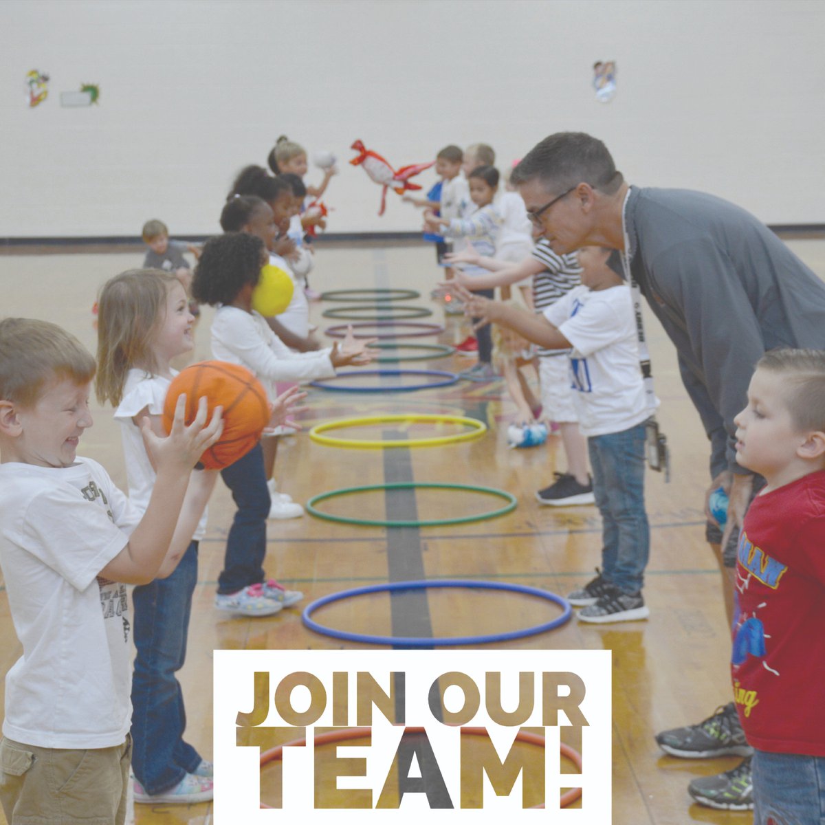 DerbySchoolsKS's tweet image. Now hiring multiple positions: Teachers, Bus Drivers, Food Service Workers, Custodians, Office Clerks, Coaches and more!

Check out all job openings and apply here: phl.applitrack.com/derbyks/online…