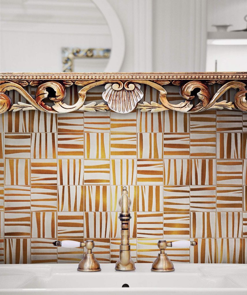 TargetGroup6's tweet image. LUX // Golden Waves 

#unica #lux #luxury #targetgroup