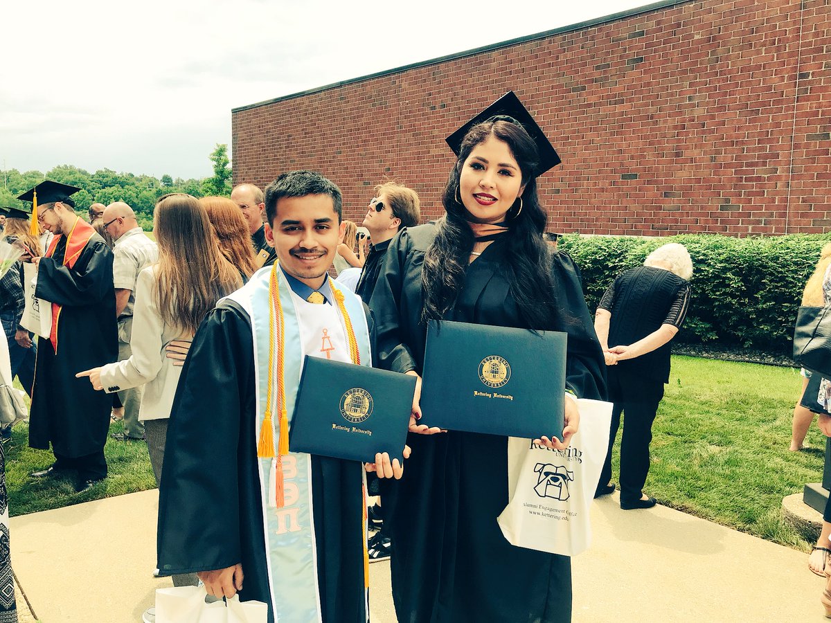 normajean_gm's tweet photo. Graduating with Your Work intern now coworker is #priceless ! Thank you @GM for supporting us in our journey! @GM_Diversity @KetteringU @raulvil86119451 @GMCareers https://t.co/Kd7e27sYbW