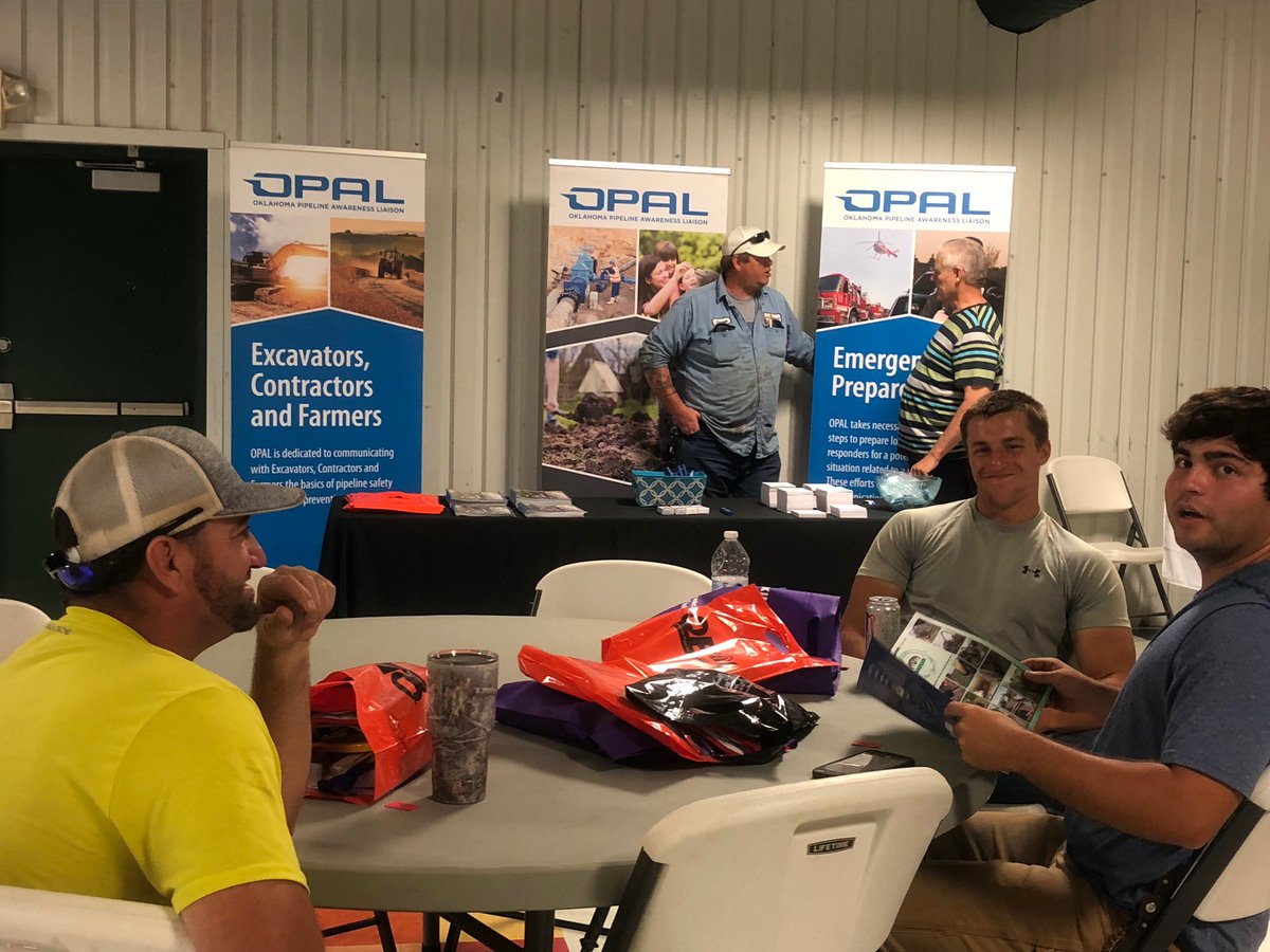 OPAL_Liaison's tweet photo. Thank you to all those who came out to the Murray Expo Center in Sulphur for the OKIE Safety Day on June 13,2018. 

#OPAL #Pipelineawareness #PipelineResponse #MockLineStrike #Sulphur #Oklahoma #callbeforeyoudig https://t.co/CINtokkvhh