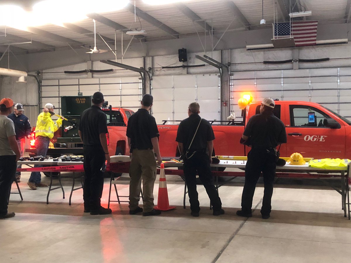 OPAL_Liaison's tweet photo. Thank you to all those who came out to the Murray Expo Center in Sulphur for the OKIE Safety Day on June 13,2018. 

#OPAL #Pipelineawareness #PipelineResponse #MockLineStrike #Sulphur #Oklahoma #callbeforeyoudig https://t.co/CINtokkvhh