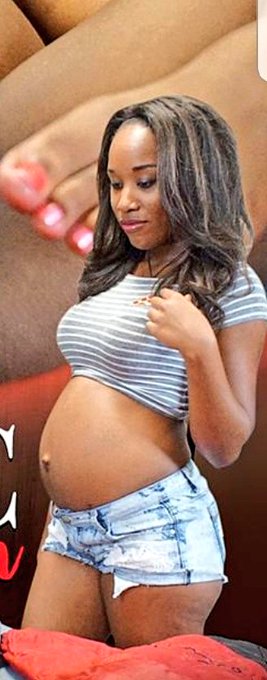 Awww I miss the belly 
I like this picture Alot! @JWties https://t.co/BXz0DWFeAM