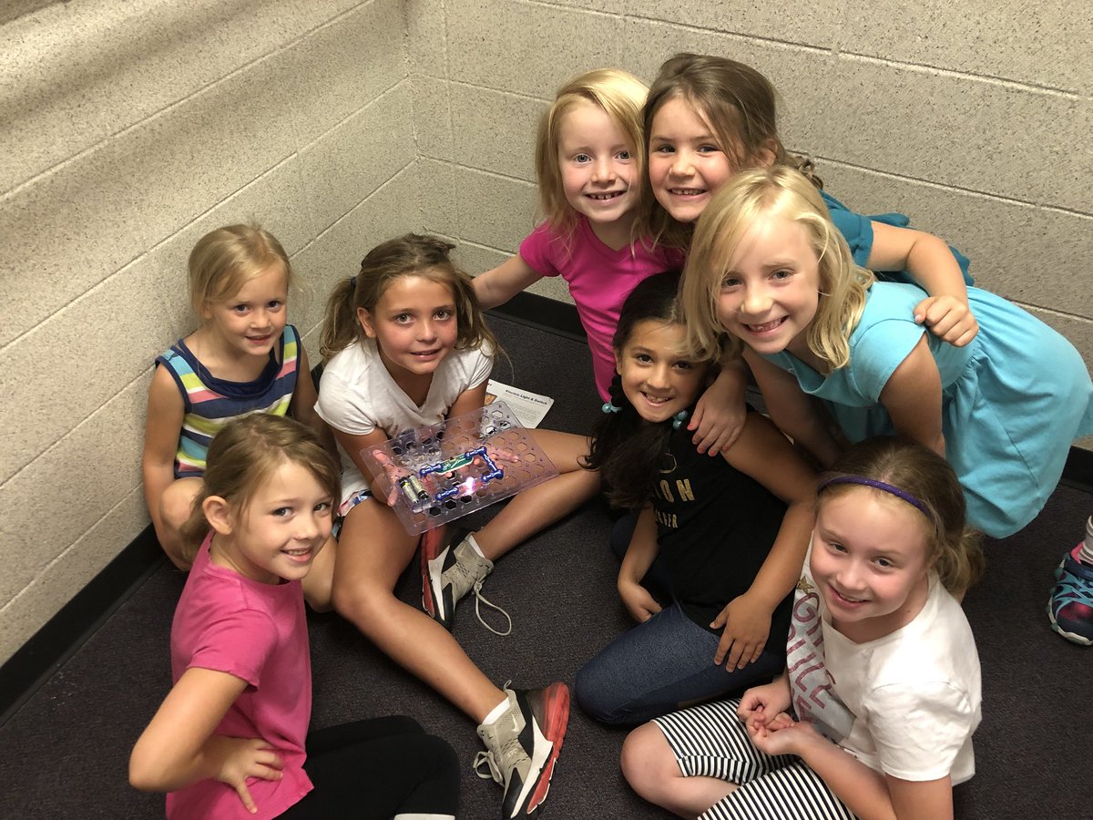 learnwithMissH's tweet photo. That feeling when your snap circuit works! Oh yeah! 😀 #MillardStem2018 #Proud2bMPS @lindsey_revers @jsutfin https://t.co/0Jhz6MmaUd