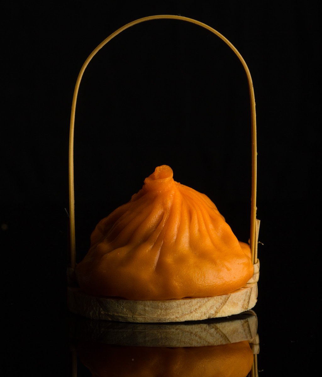 TrumpVancouver's tweet photo. Try our Hot & Sour Iberico Pork Shanghainese Soup Dumplings the next time you're at Mott 32. The combination of flavours make for an exciting dish. #Mott32Van #Mott32 #MaximalConcepts #Mott32International #Mott32Signature #TrumpVancouver #FoodPhotography #SoupDumplings https://t.co/QN3VT18rZi