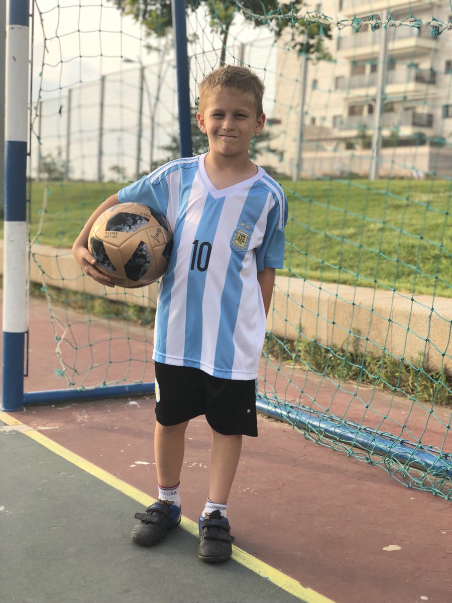 alonheller's tweet photo. #MundialRusia2018  #Telstar18 ball to remind us the amazing satellite from @BellLabs -  sky is not the limit. @TeamMessi watch out behind you for the up and coming #10 - a true #telstarring superstar in his own right https://t.co/i6grIFOoN2