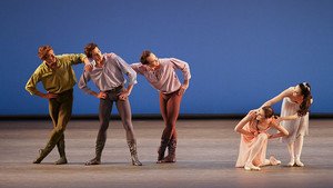 We're spending #musicmonday with Frédéric Chopin's  waltzes, etudes &amp; mazurkas that inspired Jerome Robbins' Dances at a Gathering, which is on the bill for our Paris tour this June. Listen to our Chopin playlist from <a href="/BalletOrchestra/">Musicians of New York City Ballet</a>:

open.spotify.com/user/125354487…