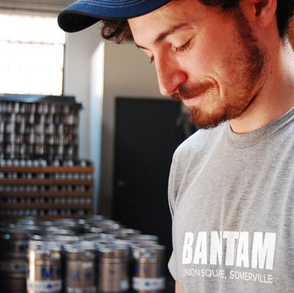 bostonlocalfood's tweet photo. U loved them at #hyperlocalbrew Please vote 4 @bantamcider 4 Best Cider Bar in America in USA Today.  Help them bring this award home to MA. Please use this link https://t.co/48DnWqpa2U 
(Anyone can vote once per day until 7/9)
#bantamcider #wickedproud #drinkbantam #somerville https://t.co/kDQc0sS4Y3