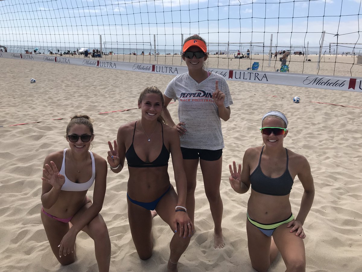 Congrats to all the players of the E-Invitational! Check out the top four players in the college division! Congrats ladies! The overall champion of the college division is Katie Gavin, 2nd place-Dani Barton, 3rd place-Sammee Thomas and 4th place-Ashley Delgado! Way to go!