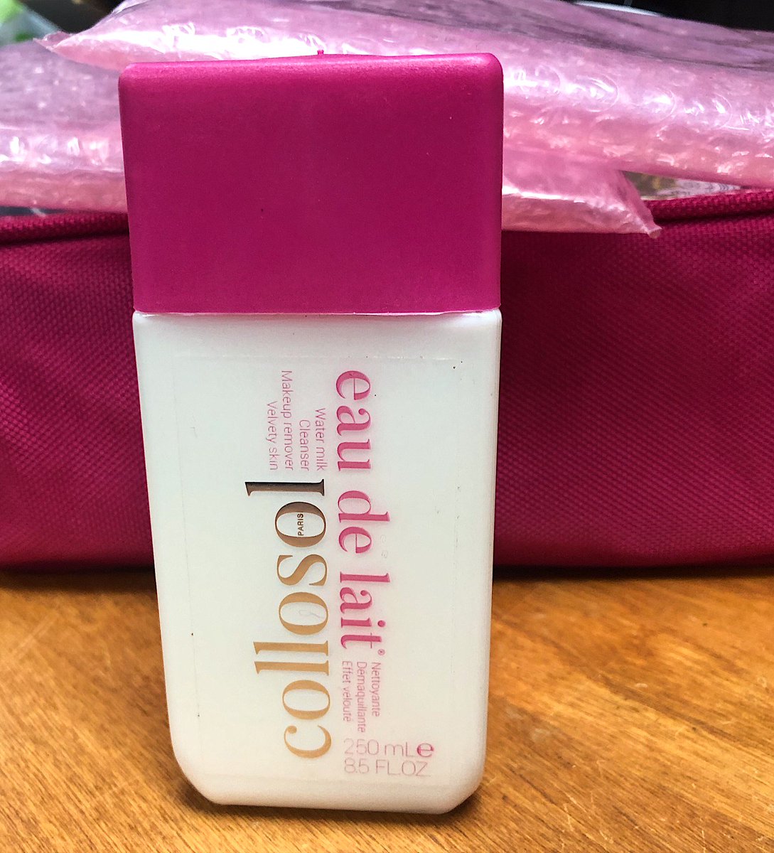 sarklmakeup's tweet image. Half milk. Half water. French. Makeup Remover. Cleanser. Face. Body. Bath. I am in love. I want to marry this product.  😂😂 Thank you  @fournierpr 💕💕 #Collosol #InMyKit #MUA #MakeupTip #SkinCare #Cosmetics #MakeupRemoval #FrenchTouch
