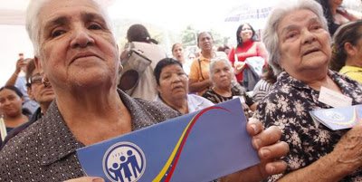 MeridaSomos's tweet photo. Pago de pensiones de junio se efectuarán el lunes 18, martes 19 y miércoles 20 .@ivssoficial .@NicolasMaduro https://t.co/pddOSzjMqF