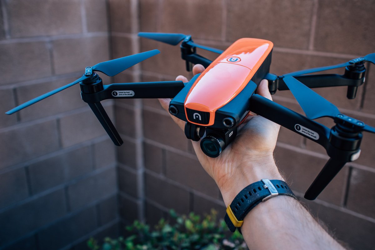 seancannell's tweet image. NEW VIDEO ⚡️ Just posted some 4K footage from my first flight with the @AutelRobotics EVO drone ➡️ youtu.be/Nm7S6vVZE64 

Let me know what you think of the footage!