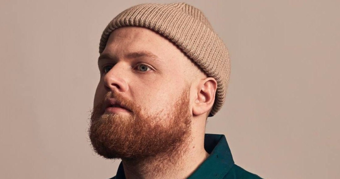officialcharts's tweet image. How does placing within the Official Chart Top 5 sound @IAmTomWalker? Leave A Light is set for further glory this week 💡 bit.ly/2tgv3MM