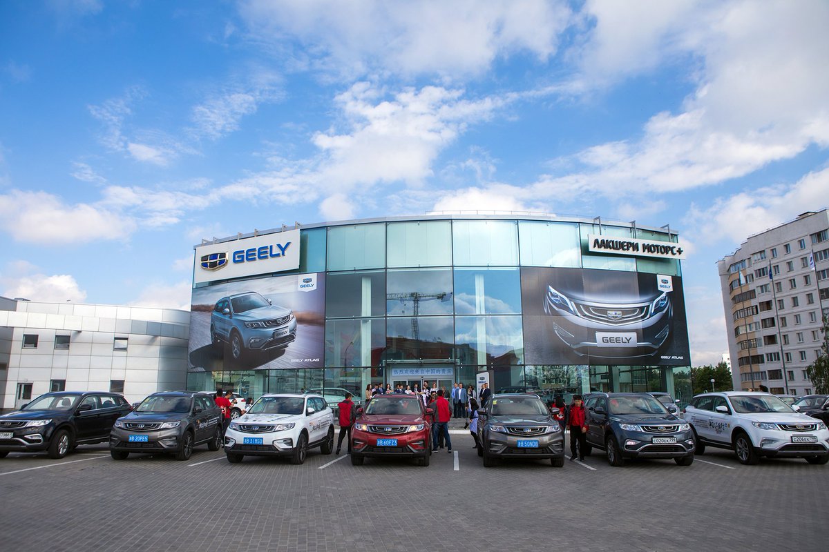 Geely X7 Sport launched Inter-continental trip event A campaign traveling 18000 km from China to London after delivery of No. 500,000 unit to customers. 
🔴Delivery ceremony to Miss Belarus in Minsk Belarus
#carshow