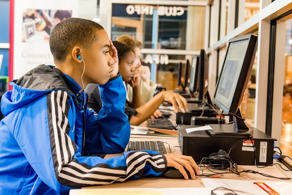 superpowrs4good's tweet photo. USC Shoah Foundation and @DiscoveryEd Announce 2018 IWitness Video Challenge Winners

https://t.co/1g5ErwISoI

@USCIWitness @USCShoahFdn 

#StrongerThanHate #IWVC2018 https://t.co/zFkSPcaZSn