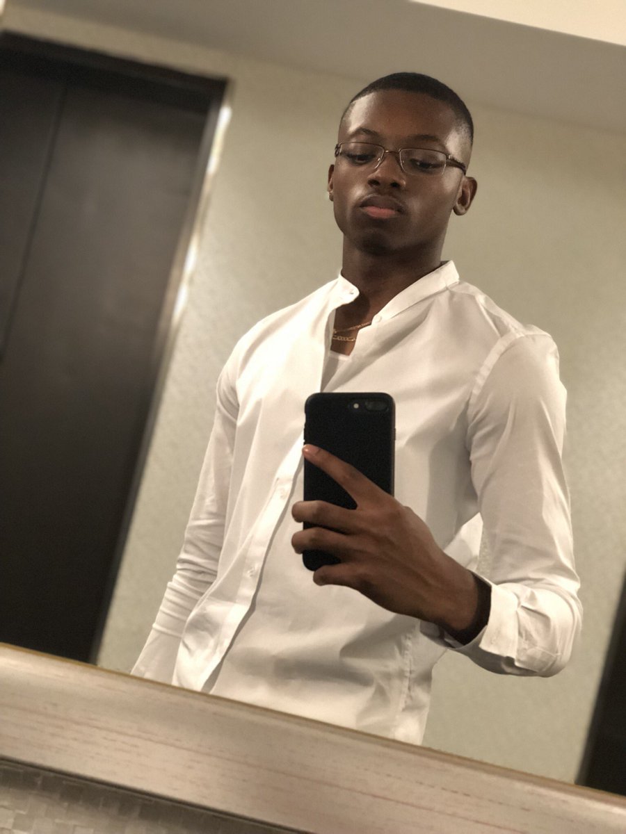 🍾
