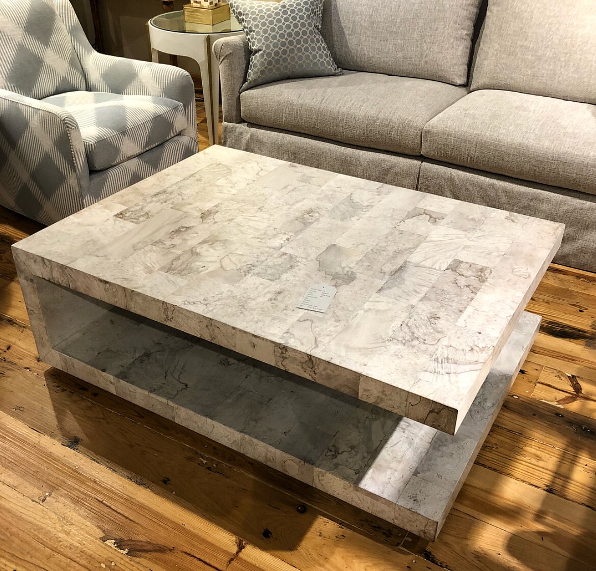 taraceagroup's tweet photo. π· New Furniture. #davidwgilbertassoc #new #furniture #installday #dallas #design #TaraceaFurniture #vanguardfurniture #ourhousedesigns. Via David W. Gilbert & Assoc. https://t.co/JGVQS5wLLI