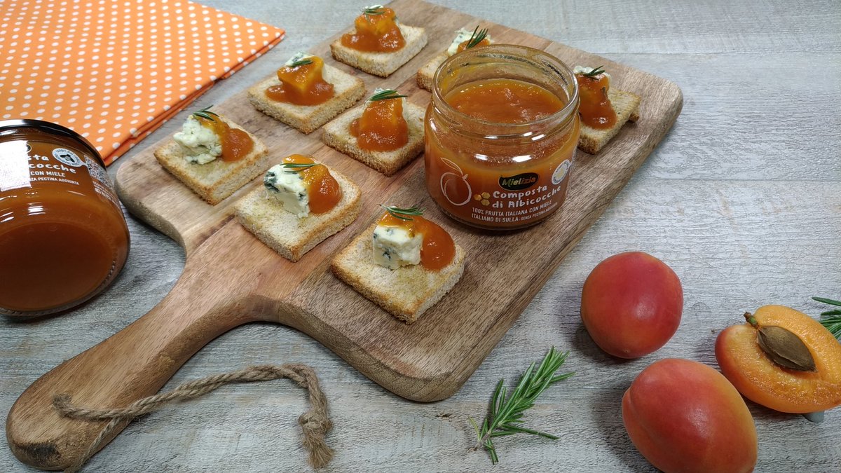 Mielizia_Conapi's tweet image. Bellissima giornata di creazione di nuove #ricette con PiùDolci e PiùCucina! Non vediamo l'ora di condividerle! Per ora vi garantiamo che sono buonissime!!😋😋#miele #composte #mielizia