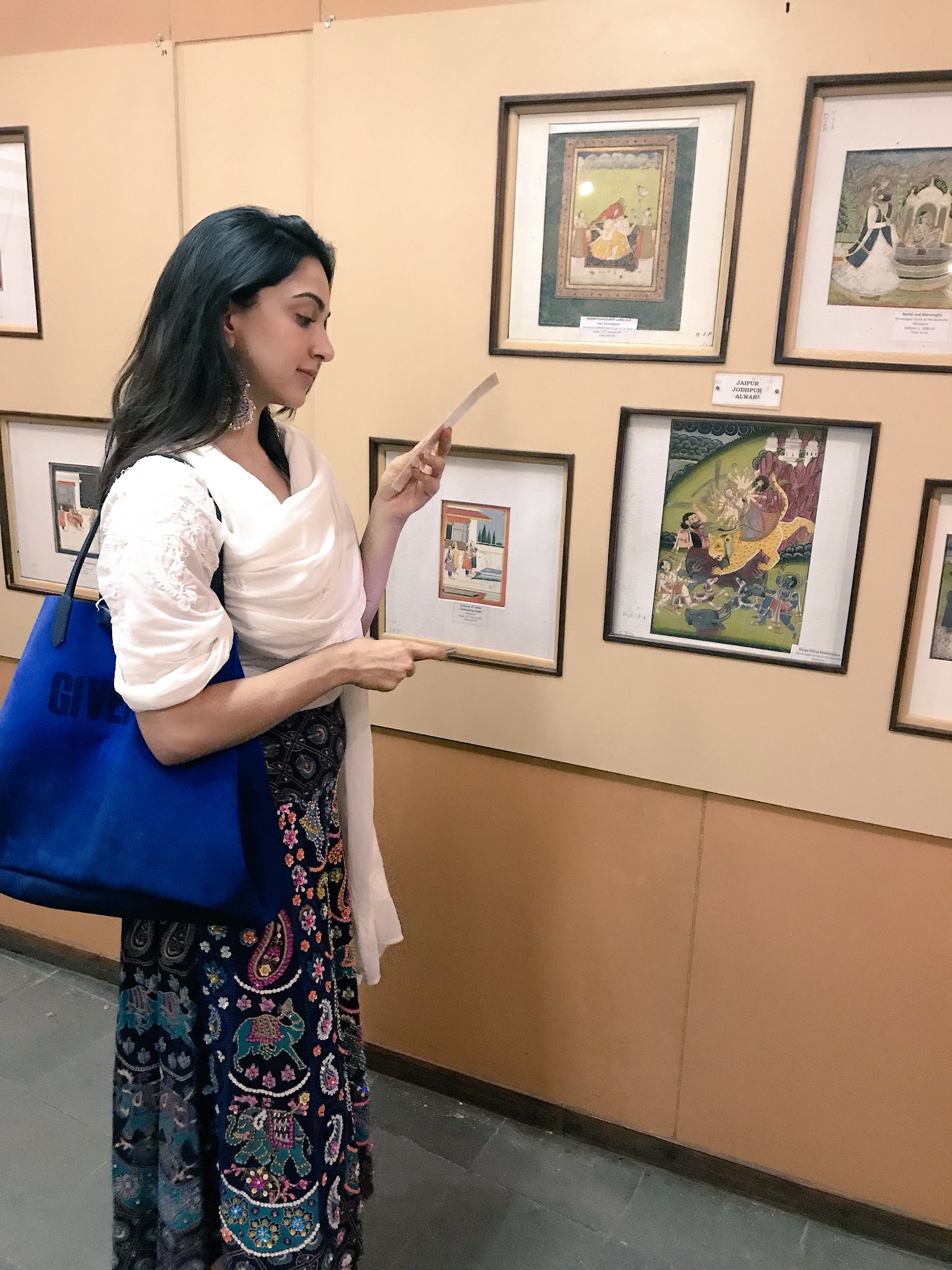 Df_T85oVAAA2Pyp?format=jpg&name=large