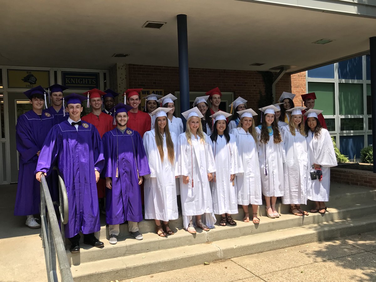 ARKknights1's tweet photo. Senior Clap Out at @ARKknights1.  What a wonderful event! https://t.co/aJLs8Adbs1