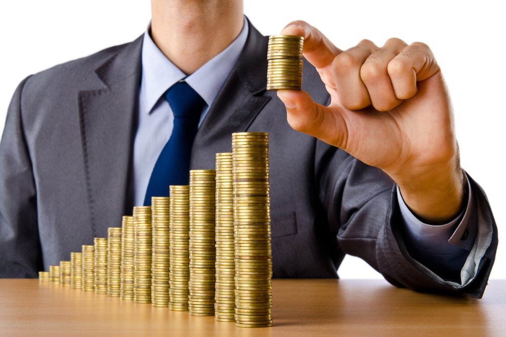 Should You Consider A Career In Finance? j.mp/1VXR3SV