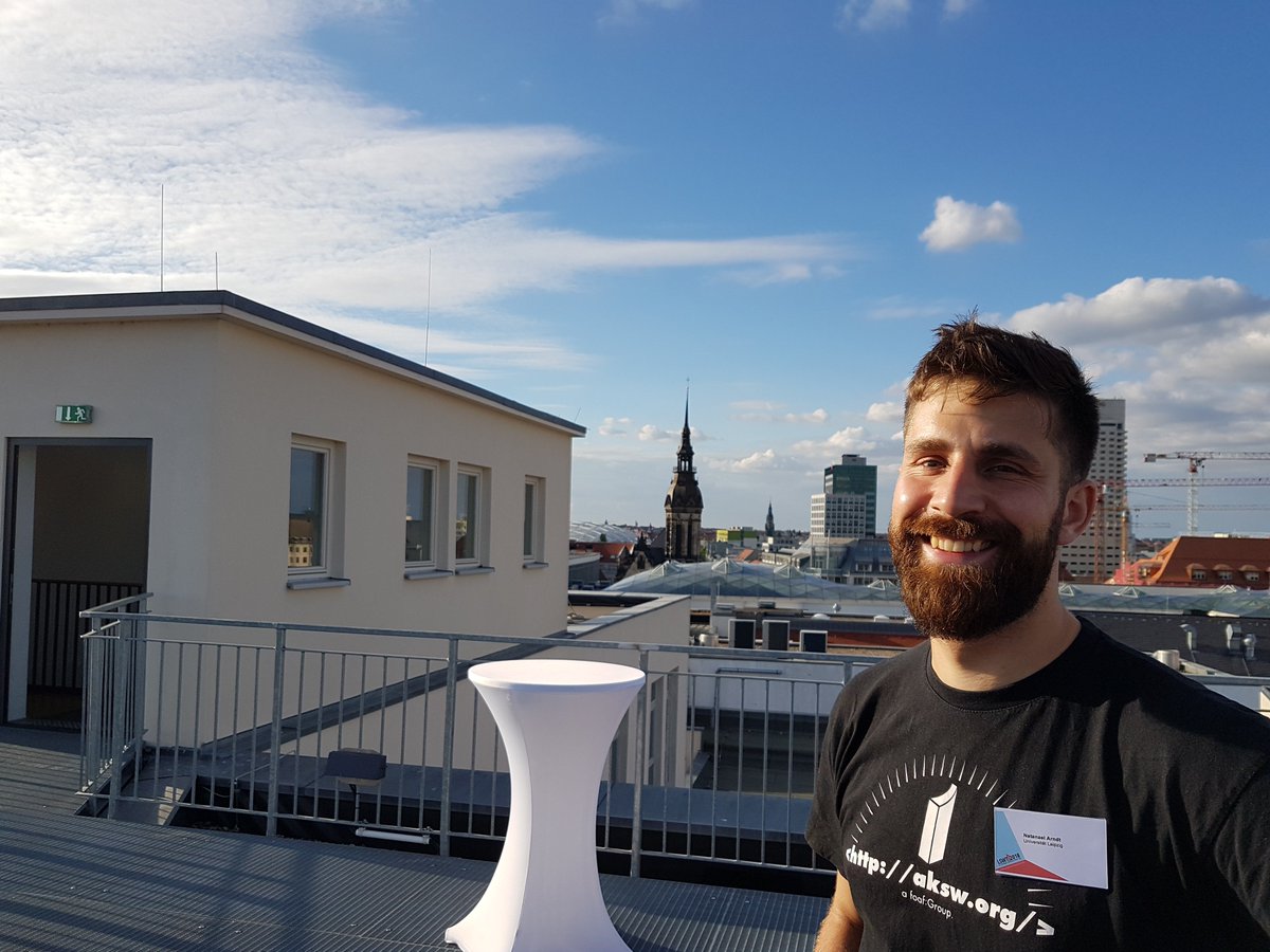andvaldestilhas's tweet photo. Thanks to @white_gecko we have version control for RDF, and a great event very well organized #lswt2018 @akswgroup https://t.co/yKJtsCnq5s