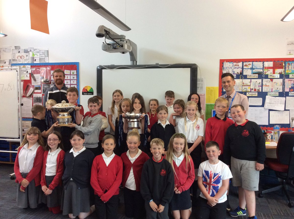 DunbarPrimary's tweet photo. Some more photos from the #ScotOpenTrophyTour ⛳️ @gforce_14 https://t.co/0y7Eyau6UC