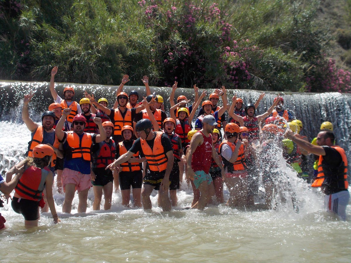 blancaturiocio's tweet photo. Descenso espectacular con nuestros amigos de @amsrdelmonte  #Guardamar, una mañana de domingo que tuvo de todo Sonrisas y lágrimas (de tanta risa) e incluso arañazos #presidenta #presidenta un placer vuestra compañía #quenotelocuenten #raftingenmurcia https://t.co/ctrP6Obsax