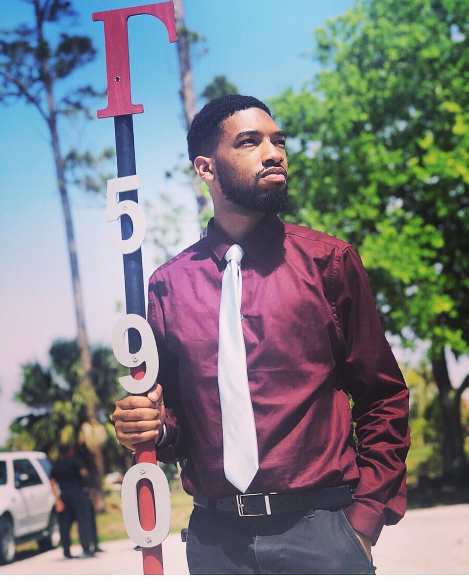 Exodus3_'s tweet image. #WhosWhoBCU 

I'm Christopher Haigler (just call me Chris)
I'm from Brooklyn NY  

I'm a Senior #BCU18 
Music Recording Technology Major

I'm the current President of the Gamma Chapter of Gamma Beta Chi N.S.F.I. 
and also a member of the GREATEST frat ΦΒΣ 🤘🏽🔵 #BetaUp 

#BCU22