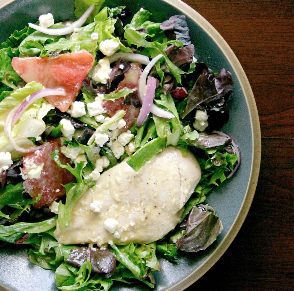 SaigeChefs's tweet photo. #BeatTheHeat with our delicious seasonal Grilled Watermelon Chicken Salad, delivered straight to your door! https://t.co/Tnd2Yf7MTe