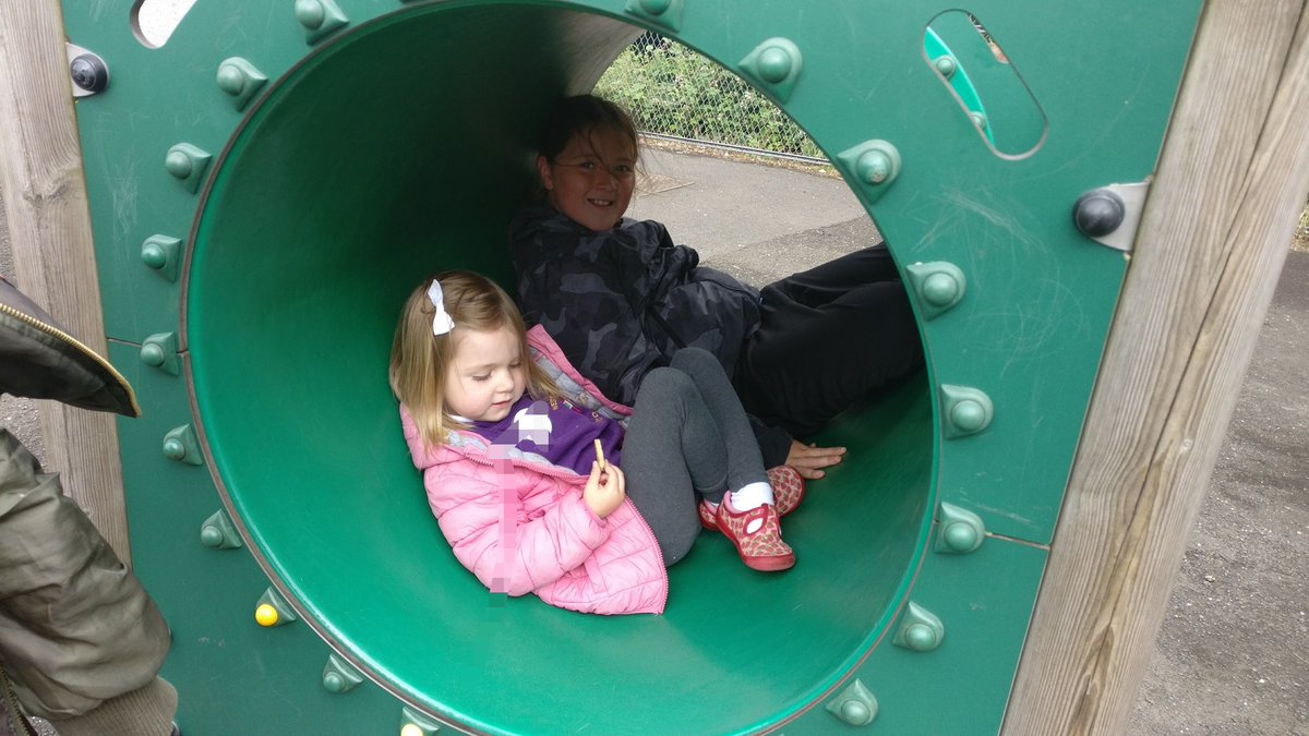 Joint playtime with Primary 1 and our nursery buddies today. 😊 #transition <a href="/WNurseryClass/">Westquarter Nursery</a>