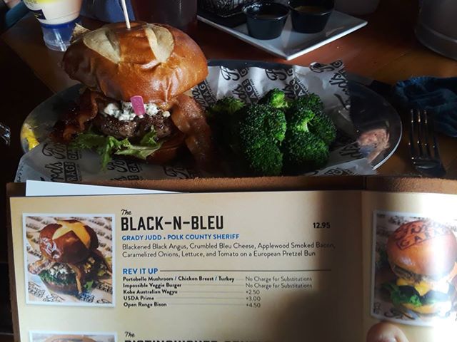 PolkCoSheriff's tweet photo. A FB fan sent us this from the new @FordsGarage #Lakeland restaurant.......she says it's delicious! #HowFlattering #BlackAndBleu https://t.co/DNPCTkDyGe