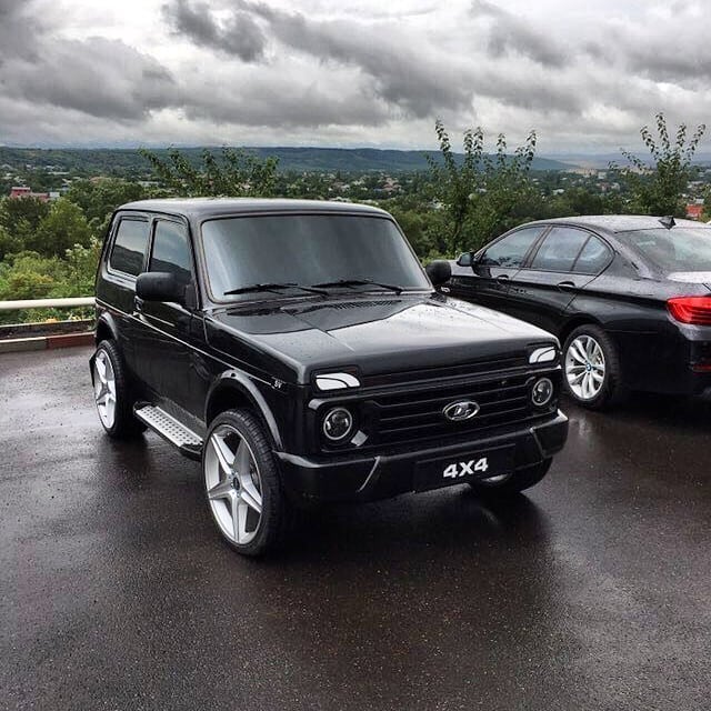 Lada Chile tweet media