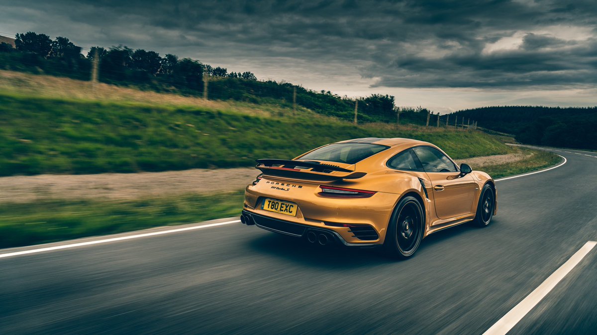 frytography's tweet photo. Porsche 911 Turbo S Exclusive. https://t.co/HnCJYeoUjI