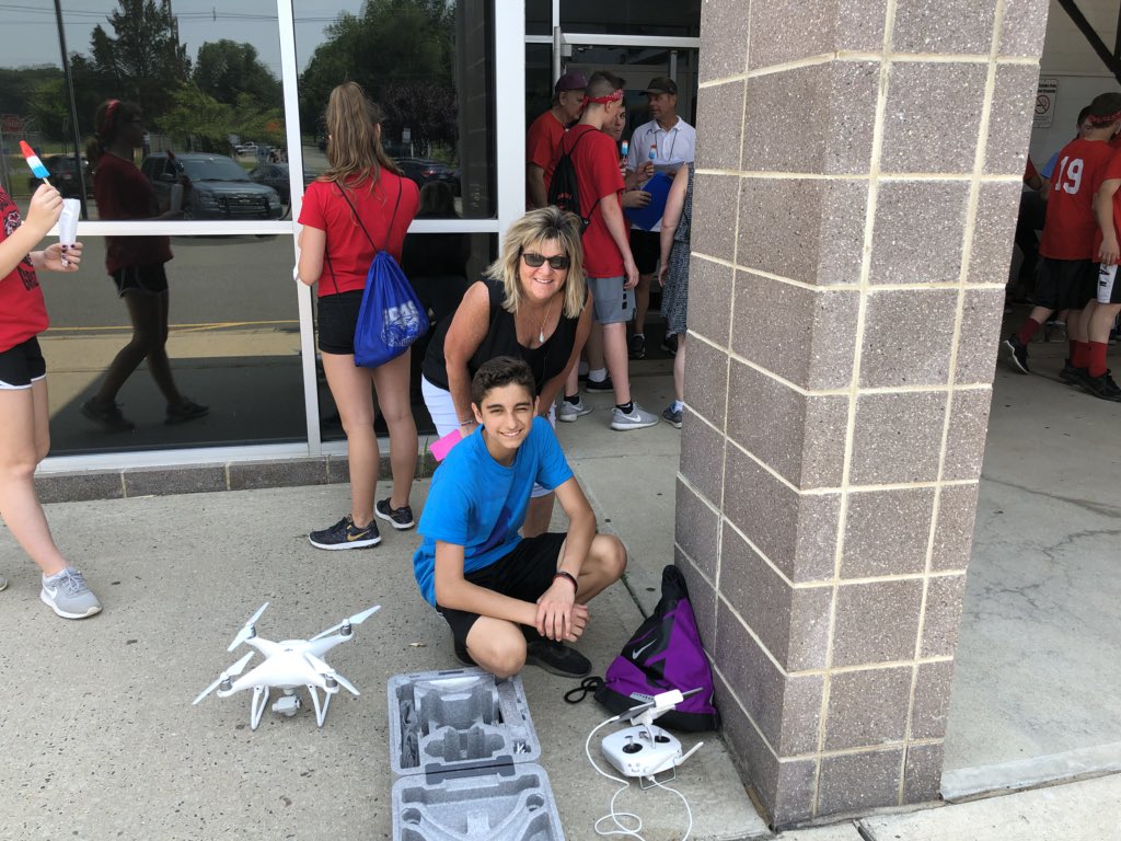 doyourmath's tweet photo. One guess: Which anniversary is BCMS (BCS in ‘68) celebrating? Kudos to Ms. McGirl and Noah C for making this amazing photo happen!!
#Bravobburg https://t.co/nGNYWQBmVt