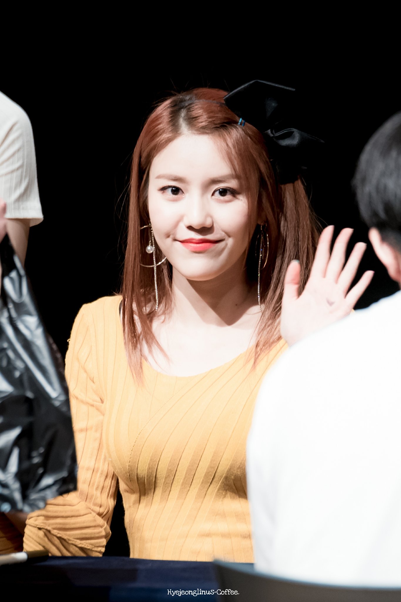 Df_eT44VQAEHX8T.jpg:orig