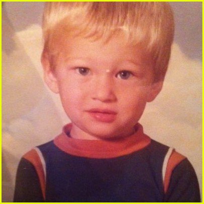 OleRed's tweet photo. We're celebrating @blakeshelton all day long, and what better than some good ole reminiscing to say "happy birthday"?! #HBDBlake https://t.co/oHQ8rljgXR
