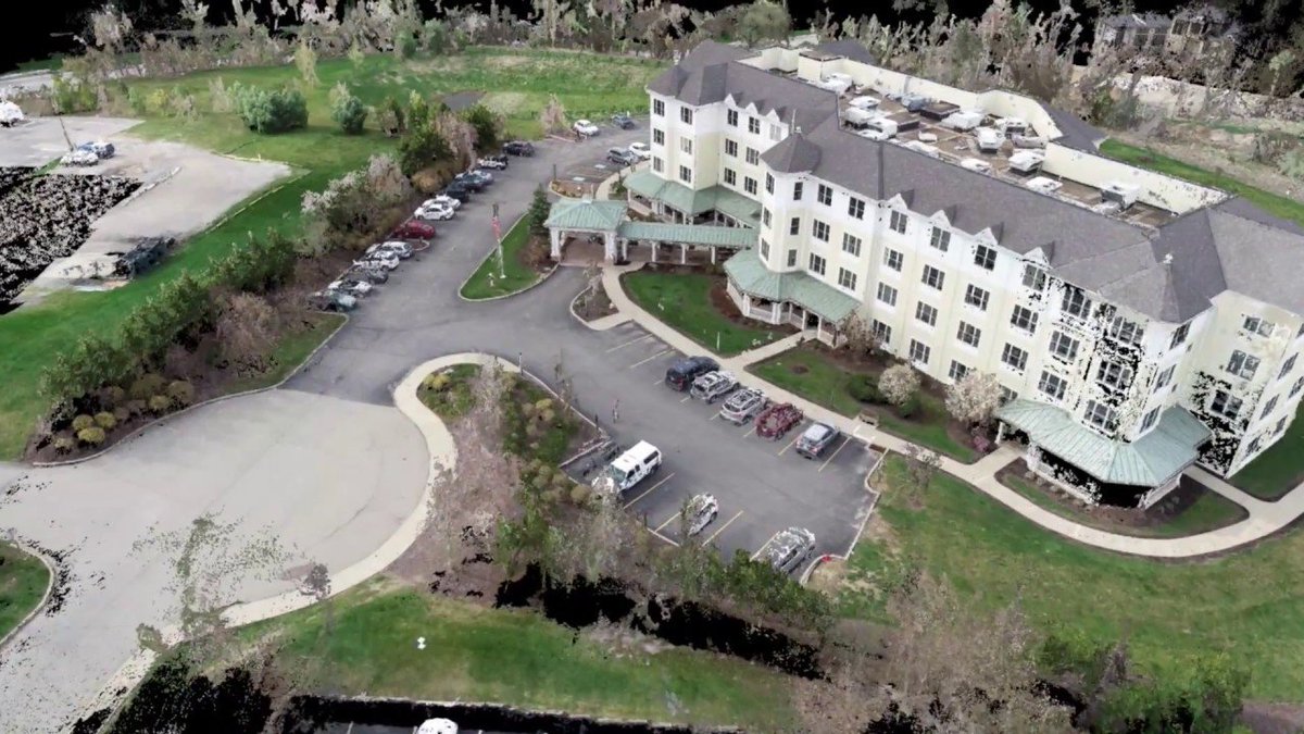 We followed two of our FAA certified #UAS pilots as they flew our newest #drone by <a href="/altus_UAS/">ALTUS Intelligence</a> and Unmanned Aerial Specialists. Watch the short video to learn more about how your project’s data is captured with this survey technology. buff.ly/2M2oB3K <a href="/3DScanIt/">Jon Chapman</a>